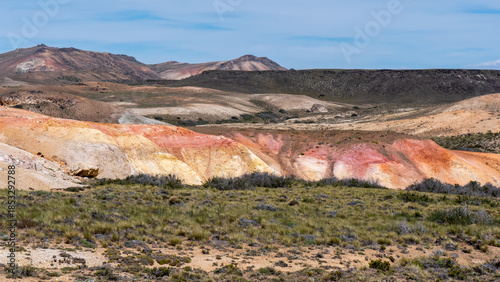 Photos Vibrant colorful hills in the Patagonian steppe near Tierra de Colores, Santa Cruz