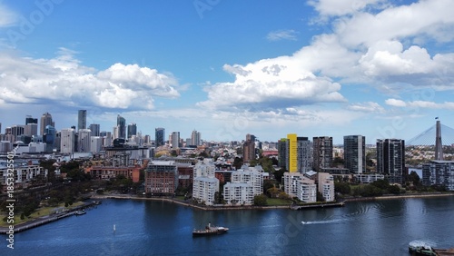 Canvas Print Sydney city skyline on a summer day
