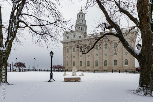 Fotografía Nauvoo IL temple after a winter snowstorm
