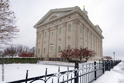 Fotografía Nauvoo IL temple after a winter snowstorm