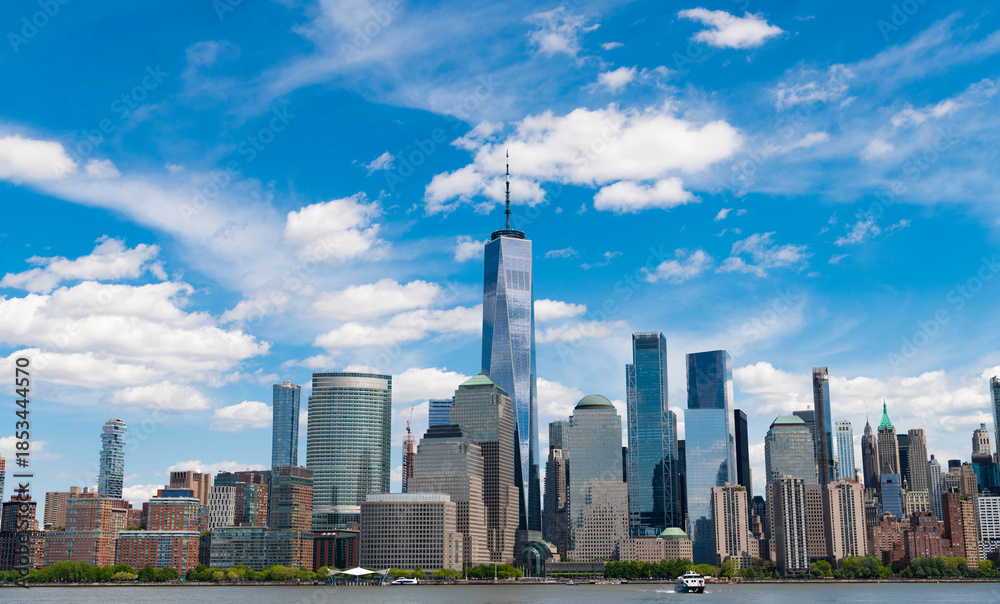 Fototapeta premium New York, United States. Lower Manhattan skyline. NY, Panorama view of New York city skyline in Midtown Manhattan. NYC, USA, Manhattan. New York from New Jersey. Downtown Manhattan.