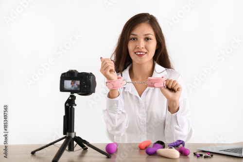 Female Asian blogger with p...
