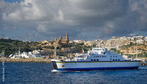 Tableau sur toile malta gozo ferry crossing in the mediterranean sea