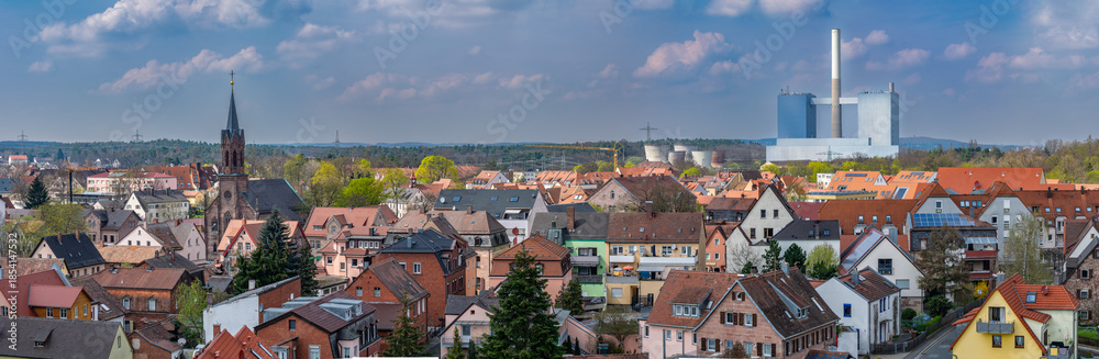 Fototapeta premium Panoramic view of the Stein Germany city with power plant