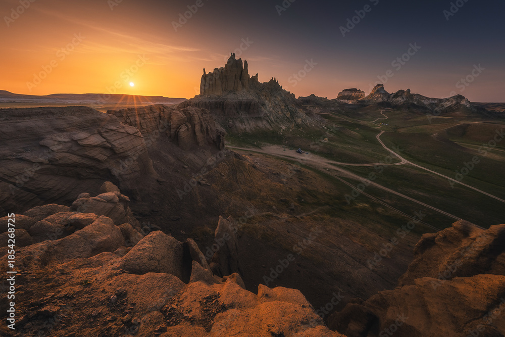Fototapeta premium Golden Hour over Ancient Rock Formations