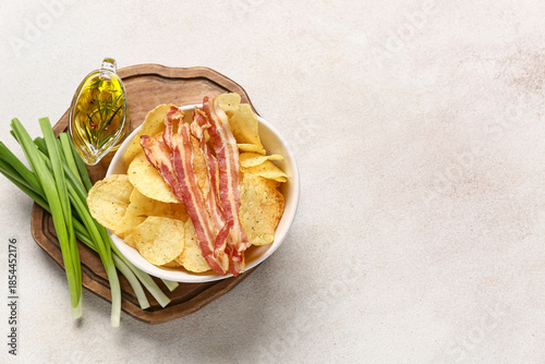Bowl with delicious potato ...