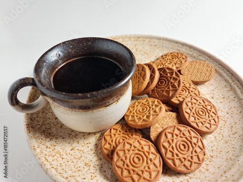 Coffee and gingerbread cookies