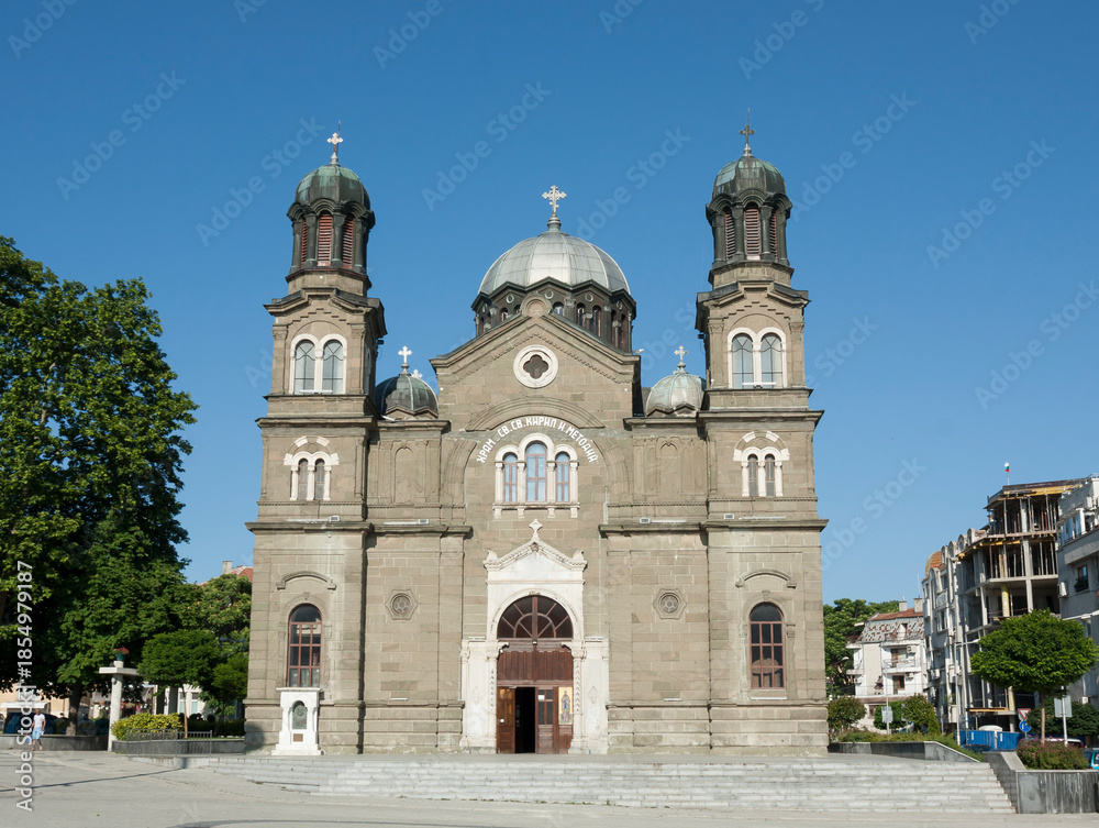 Obraz premium Orthodox cathedral of St. Kirill and Methodius, main cathedral of the city, Burgas, Bulgaria.