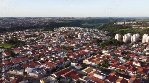 Aerial image of the city of Marília, in the interior of São Paulo, showing the valley