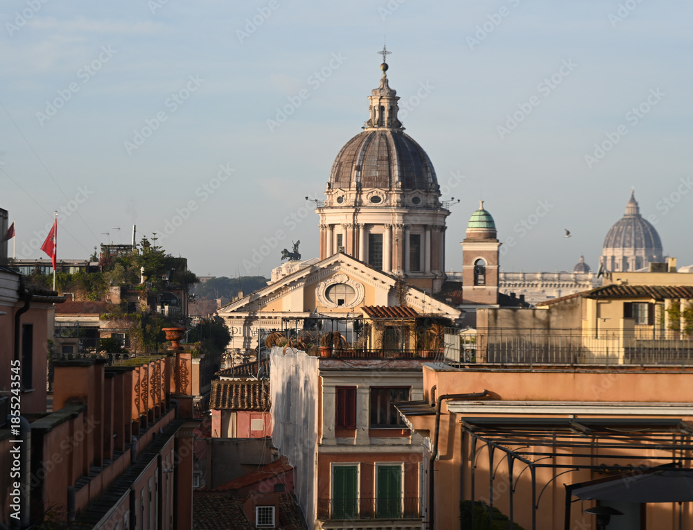Naklejka premium Overlooking the eternal city of Rome Italy on a fall day.
