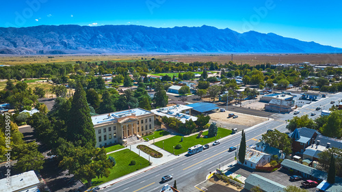 Obraz na płótnie Aerial Inyo County Court Independence California Courthouse and Sierra Nevada