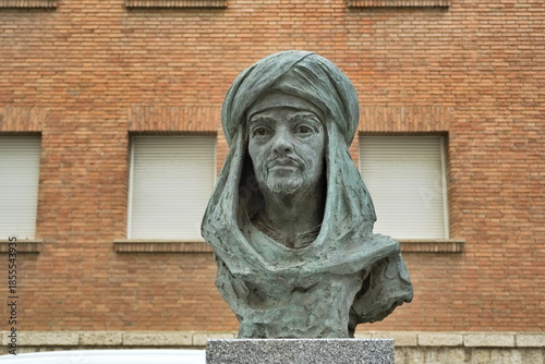 Bust of Izraq Ibn Muntil in Guadalajara, Spain