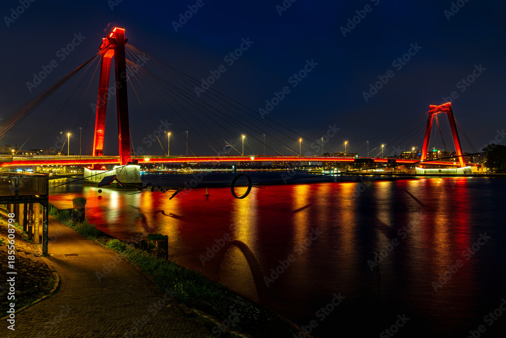 Fototapeta premium bridge at night Rotterdam