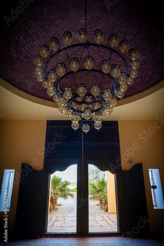 Tunez pais arabe con paisajes y arquitectura africana con desiertos