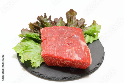 牛もも肉ブロック（国産牛等級3）