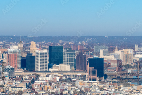 Tableau sur toile Aerial view of Newark, New Jersey shows a dense urban landscape with a mix of modern skyscrapers and older buildings