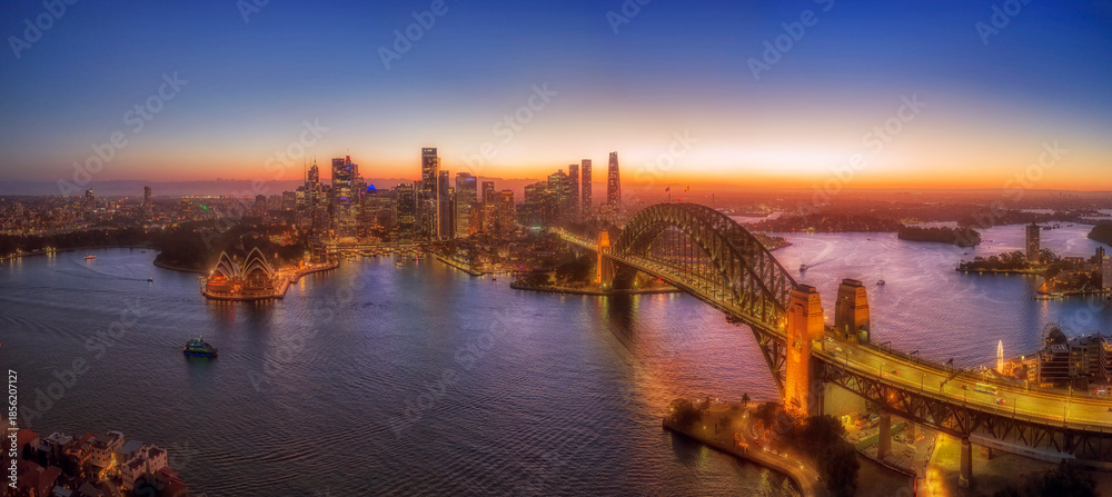 Naklejka premium Sydney Kirribilli Bridge 2 Op Bright pan - dark