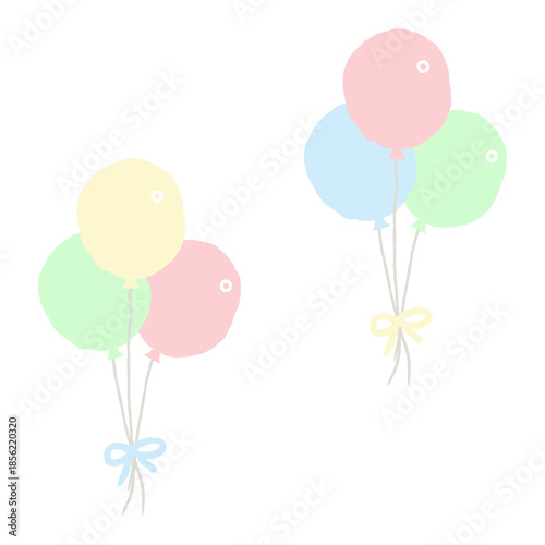 手描きで優しいパステルカラーの風船のイラスト