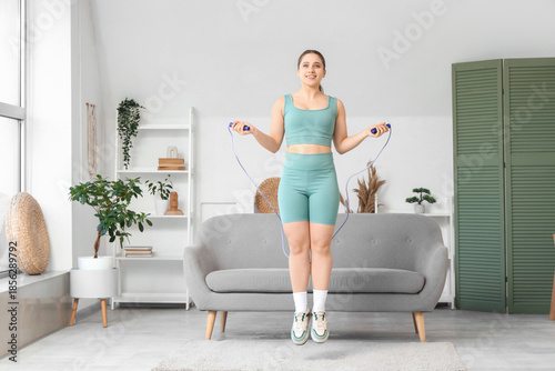 Beautiful sporty young woma...