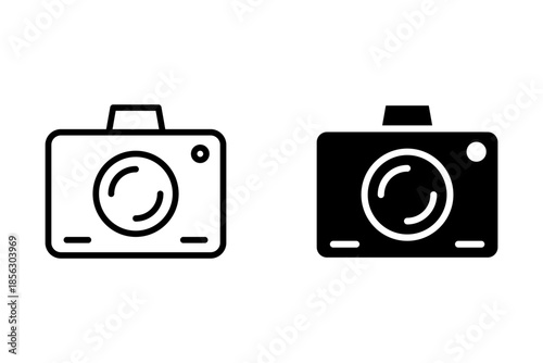 Camera icon set. Photo camera in flat style. photo camera sign and symbol. Set of camera icon Vector illustration.	