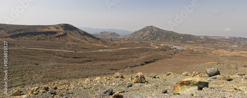 Photos Panoramic view of of footwalk tot the crater of Mount Aso and Vulcano in Aso Kum