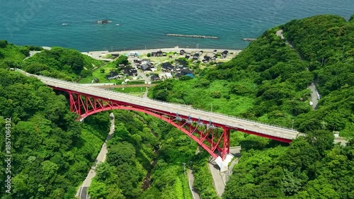 老朽化で通行止めになった国道８号線の上輪橋