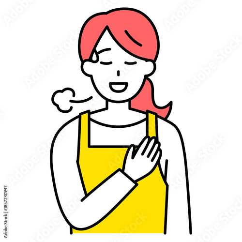 胸に手を当ててホッとするエプロン姿の女性