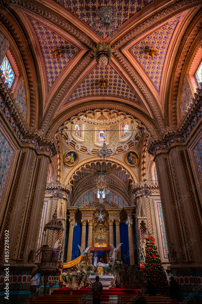 Obraz premium interior of the church of el carmen, michoacan