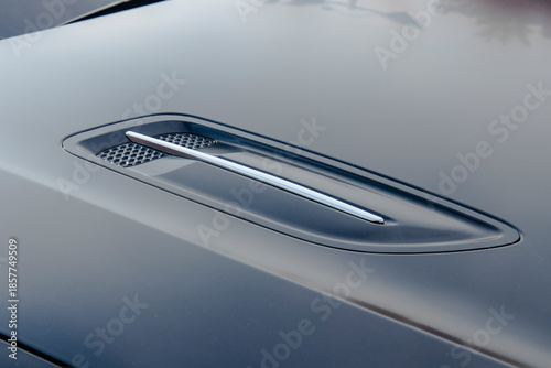 Cuadro en lienzo November 16, 2021, Seoul, South Korea - A close-up detail of the hood vent on a Kia Stinger vehicle