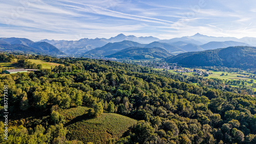 Foto Les panoramas des Pyrénées à la sortie de l'hiver