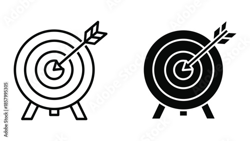 Target with arrow hitting the center bullseye