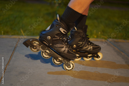 Patines, patinaje en el parque