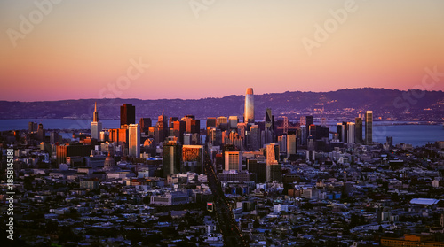 Photography San Francisco skyline at sunset from Twin Peaks