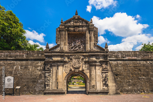 Billede på lærred main gate of Fort Santiago in Manila, Philippines