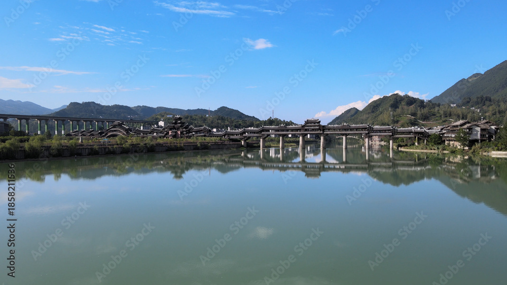 Obraz premium Qianjiang River Scenic Area, Chongqing District - Water Attractions