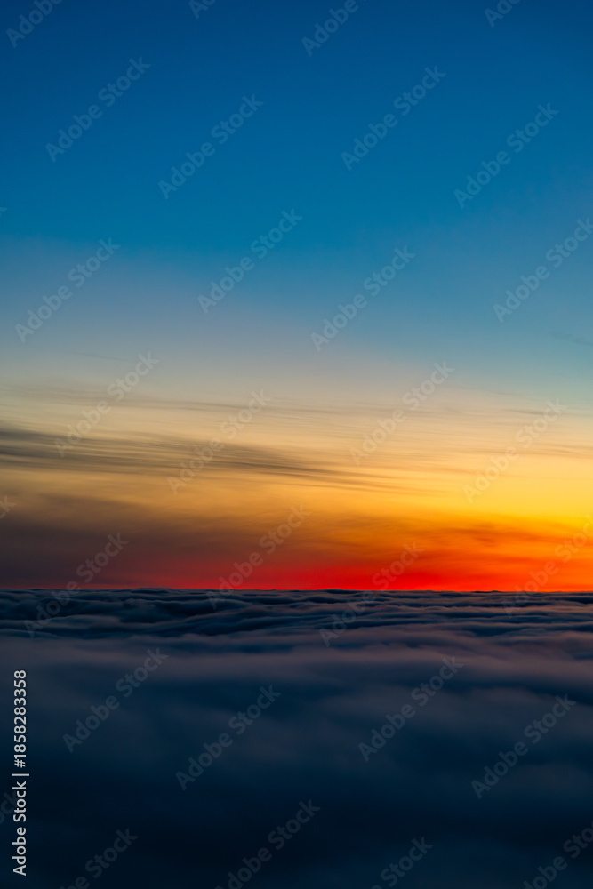 Obraz premium Hochlantsch Sonnenuntergang - Teichalm - Naturpark Almenland - Oststeiermark - Morgenrot - Nebelmeer - Hochnebel - Winter