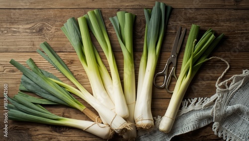 Fresh whole leeks with thre...