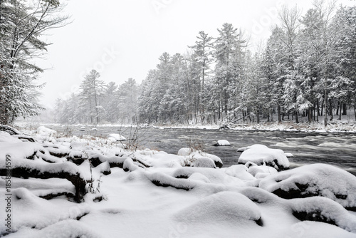 Fotografie Winter riverscape in park Quebec Canada