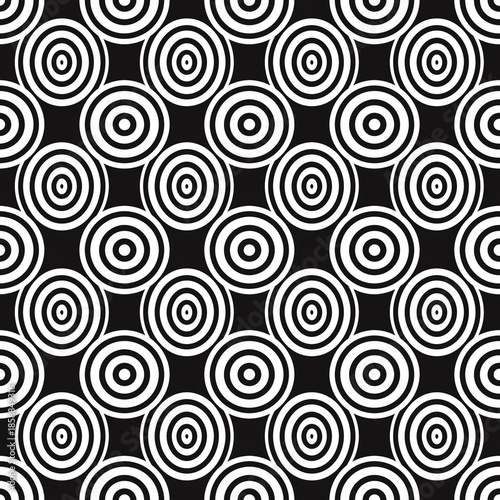 Concentric circles seamless pattern, bold contrast shapes