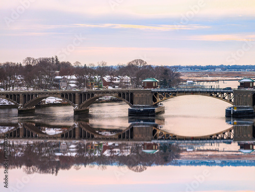 Bild auf Leinwand The Washington Bridge, also known as the Devon Bridge on U