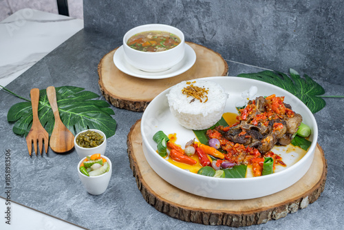 Foto Spicy Indonesian Oxtail Rice with Mercon Chili Sauce