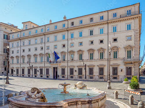 Fotografie A detail view of Palazzo Chigi the seat of the Italian Government since 1961