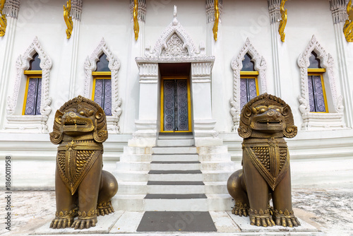 Fotografie Exterior entrance, replica of the Sanphet Prasat Palace, at Muang Boran, in Samut Prakan, Thailand