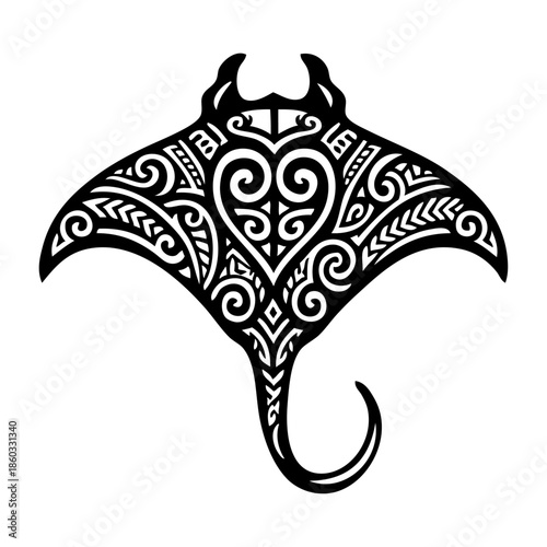 Silueta de manta raya gigante con decoración de tatuajes tribales maoríes