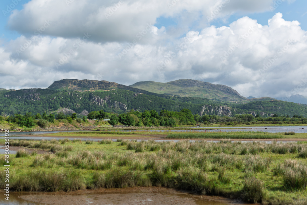 Obraz premium lake in the mountains