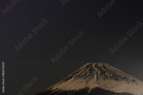夜空と富士山