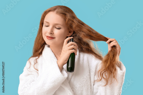 Beautiful young redhead wom...