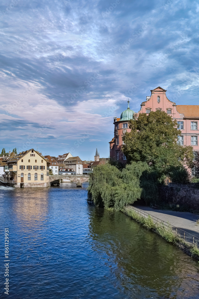 Fototapeta premium Strasbourg in France, old city center with colorful houses, on the canal 