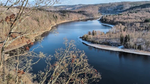 Blick vom Heinrichstein bei Saalburg-Ebersdorf saaleabwärts 
auf den oberen Bereich der Talsperre Bleiloch