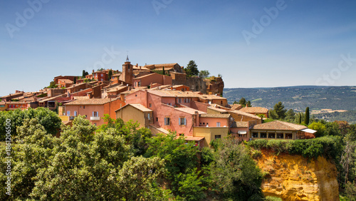 Hilltop village of Roussilon